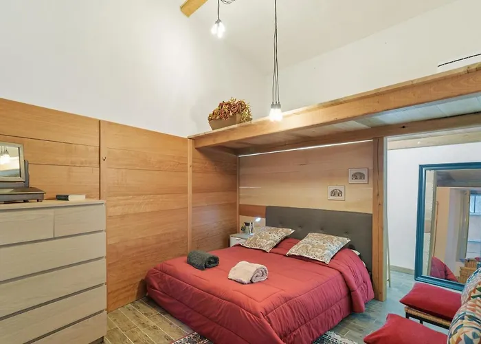 La Casa Di Pietra Di Moltrasio! *