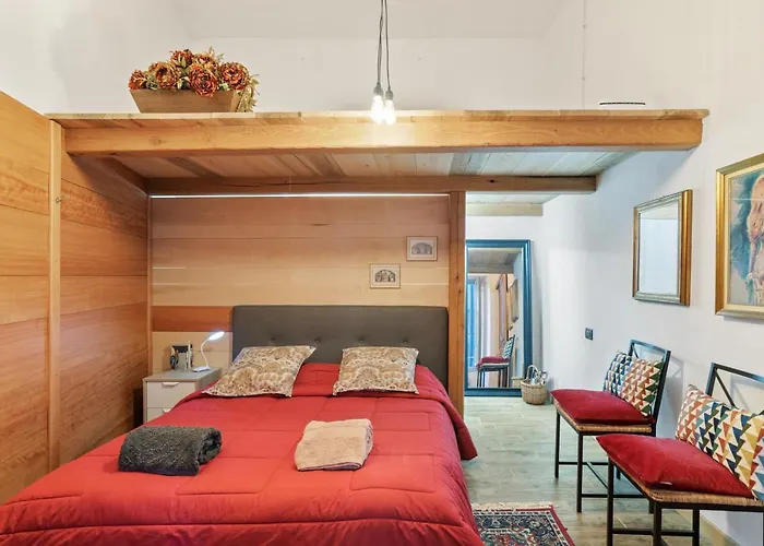La Casa Di Pietra Di Moltrasio! *