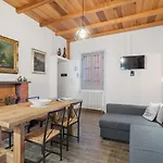 La Casa Di Pietra Di Moltrasio! 아파트 몰트라지오