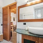 La Casa Di Pietra Di Moltrasio! *