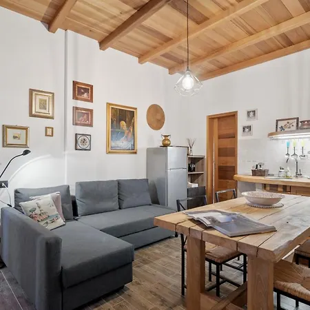 La Casa Di Pietra Di Moltrasio! 몰트라지오