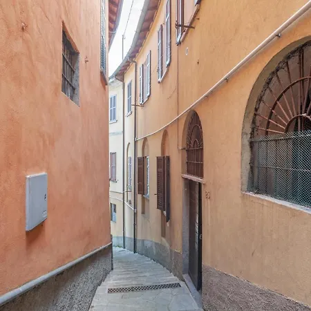 La Casa Di Pietra Di Moltrasio! 아파트
