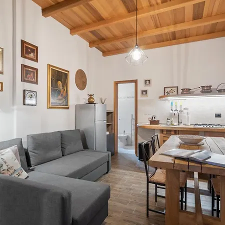 La Casa Di Pietra Di Moltrasio! * 몰트라지오